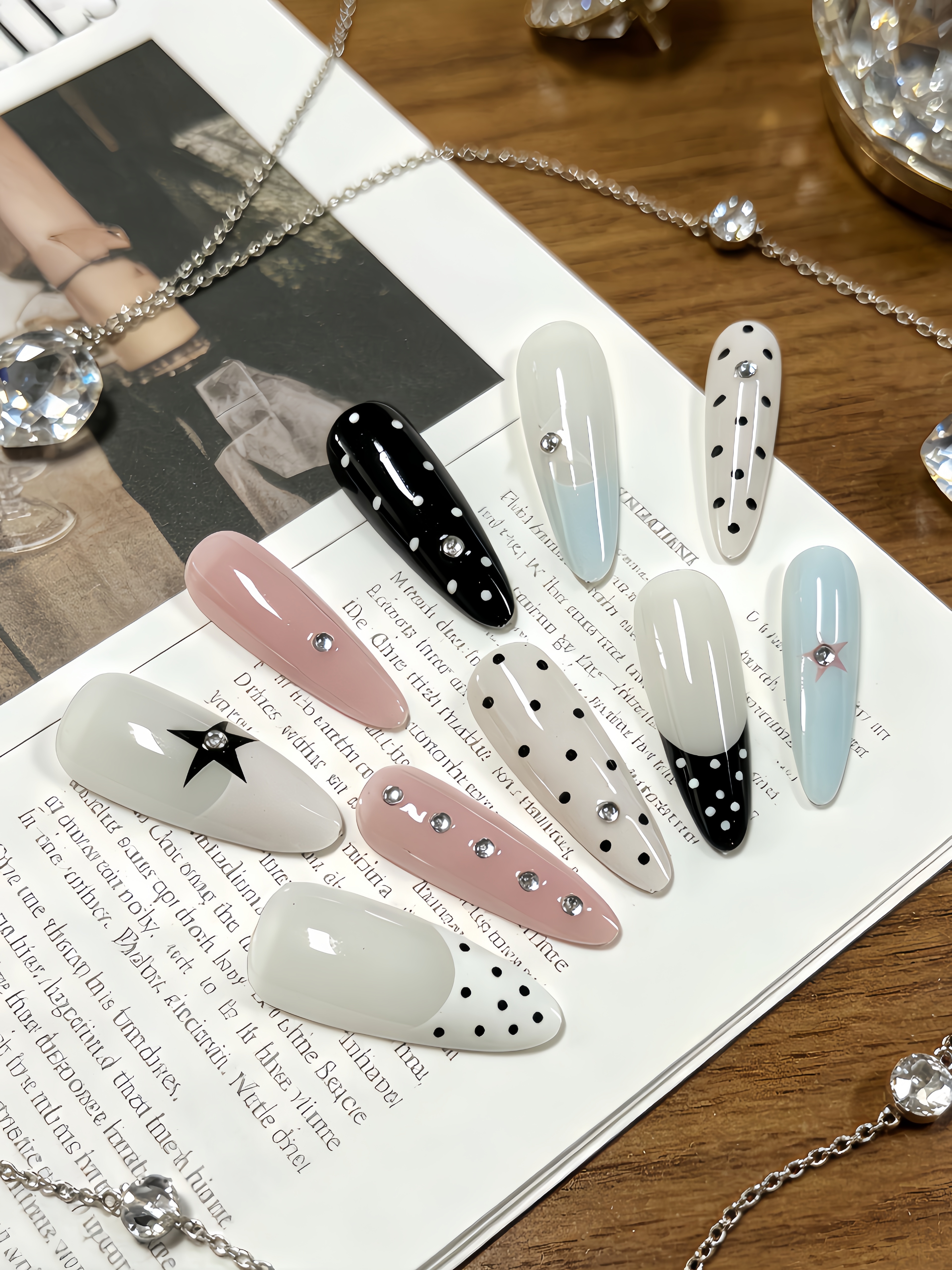 10 Medium-Length Teardrop-Shap - Korean Lifestyle Instagram 评论和价格